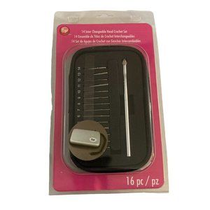 New Boye‎ 14 Inter-Changeable Head Crochet Crocheting Set with Carrying Case